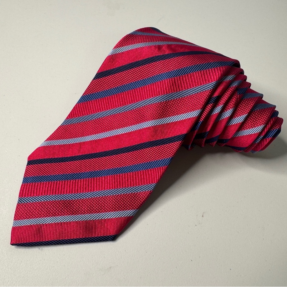 NWOT Charles Tyrwhitt 100% SILK Tie - Hot Pink, Blue Stripes - Made in England - Picture 1 of 5